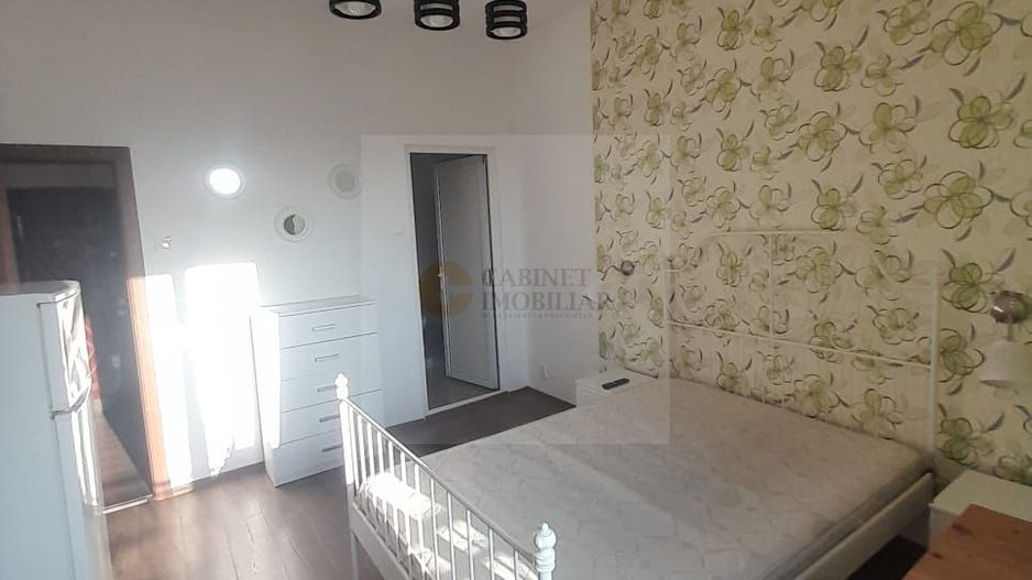Garsoniera cu balcon  | 32mp  | Universitate  | Pretabil Airbnb - Poză 1