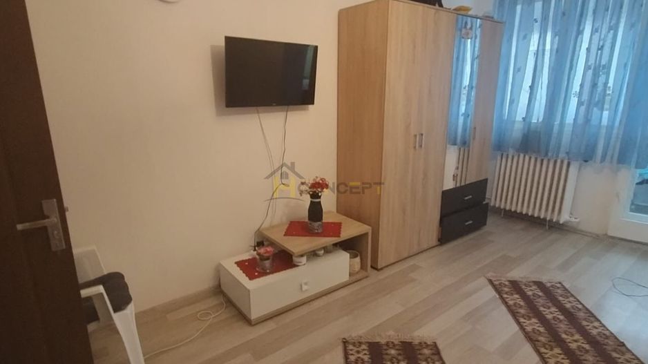Garsoniera, 8 min metrou Costin Georgian - Poză 1