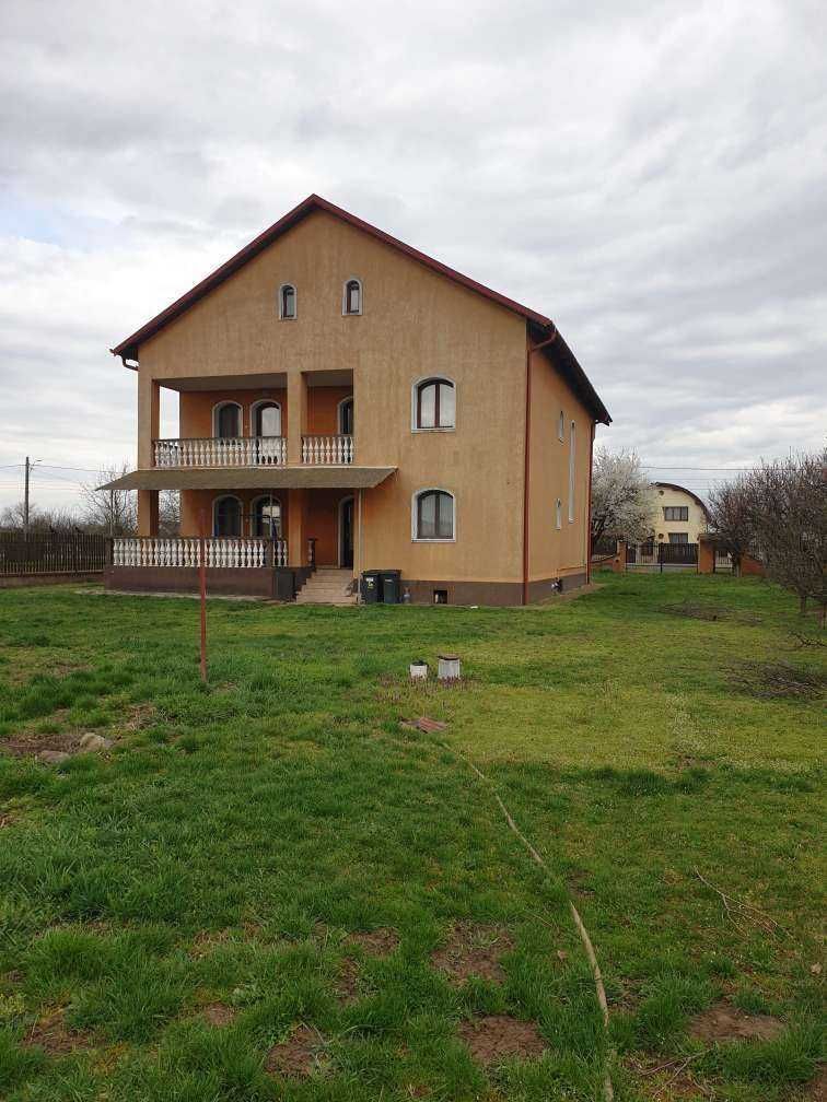 Casa S+P+1+M cu 28 ari de teren in Martinesti - Poză 2