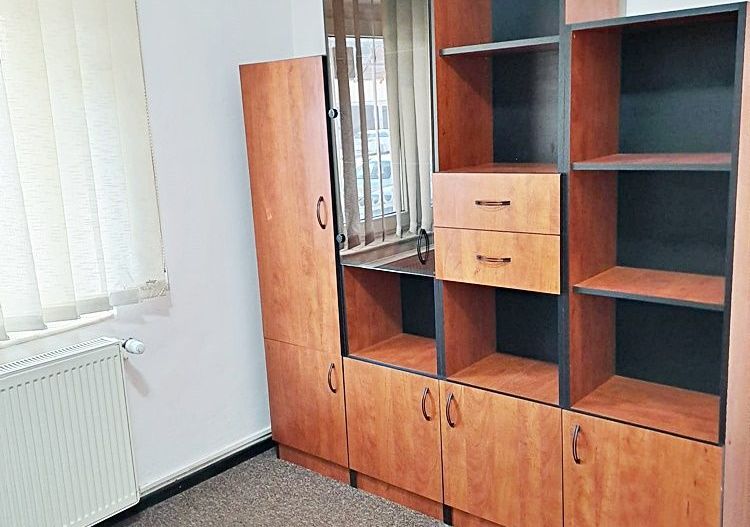 Zona Faget- Apartament cu doua camere, mobilat pentru birouri, 450 euro - Poză 8