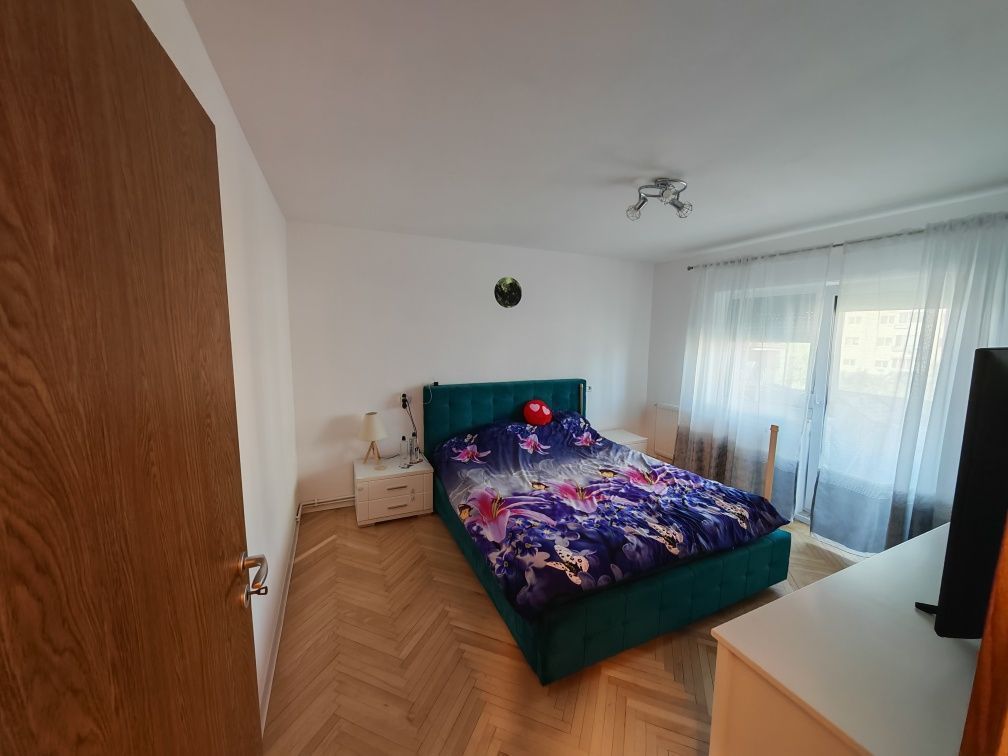 Apartament 4 camere zona Steaua etaj 2 - Poză 9
