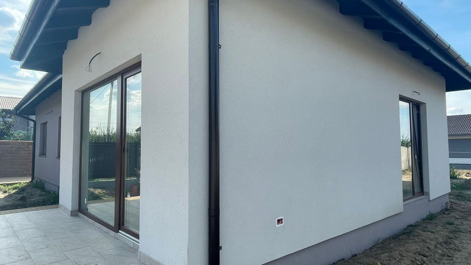 Duplex 4 camere - pozitie excelenta - Mosnita Noua - Poză 12