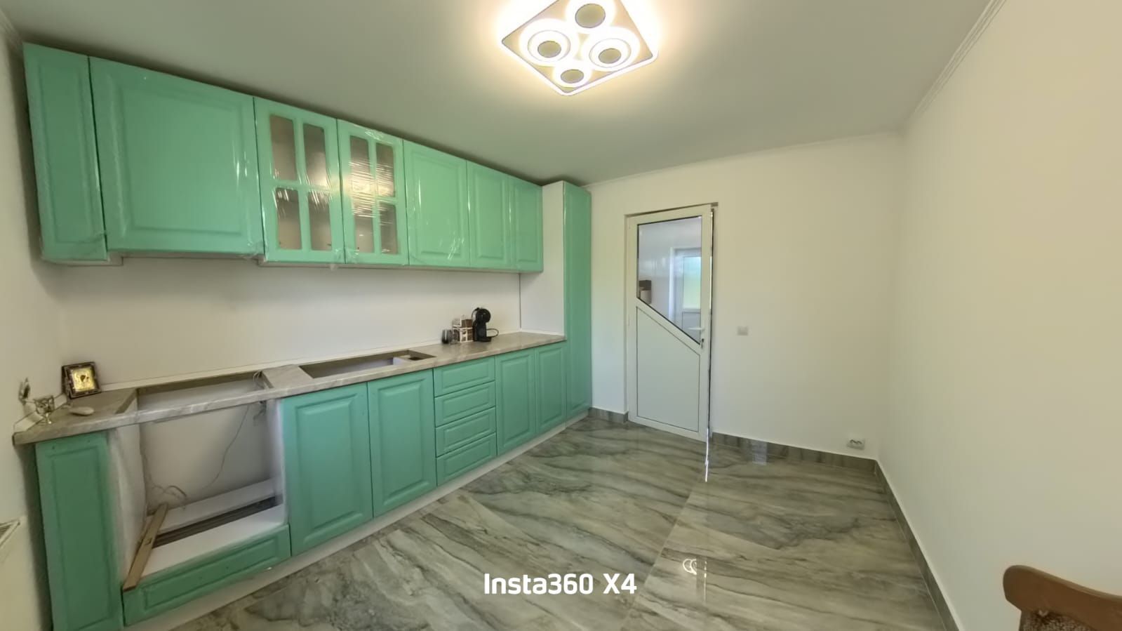 Casă pe parter + 550 mp teren + garaj 25 mp - Poză 4