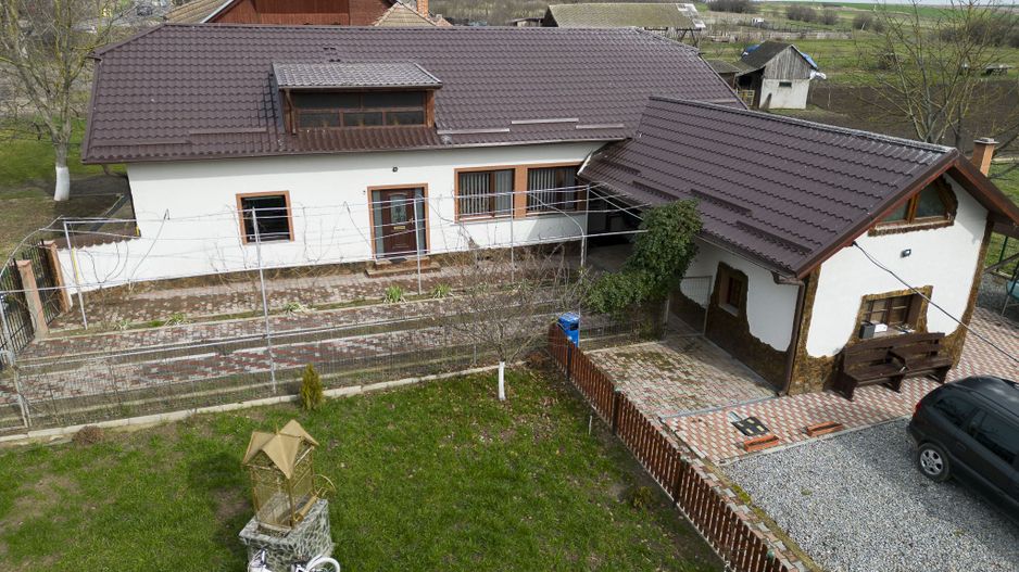 Proprietate imobiliară cu potențial extraordinar! - Poză 68