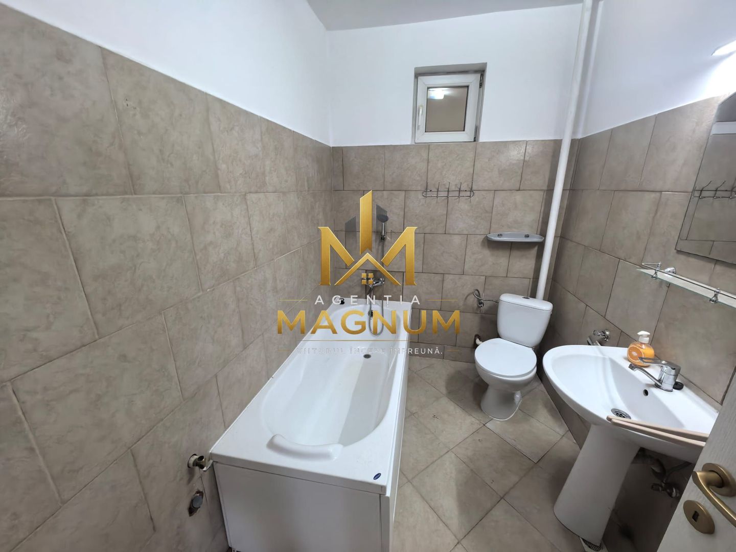 Apartament de închiriat | 85 mp | 4 camere | 2 locuri de parcare - Poză 10