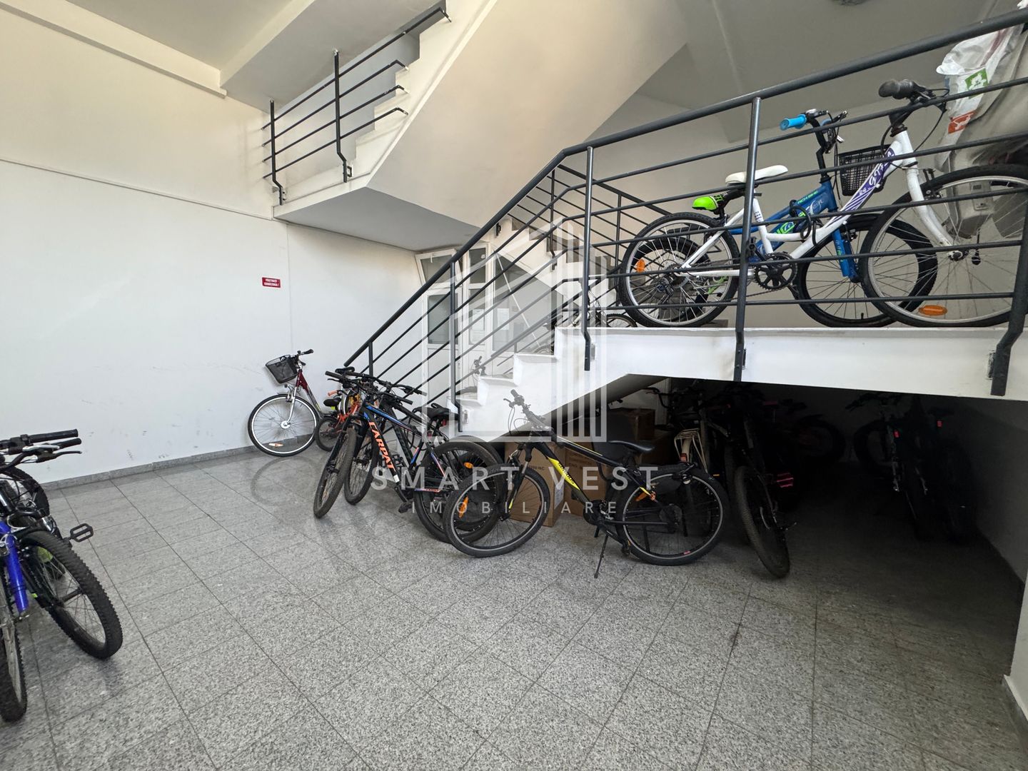 Apartament 3 camere decomandat | Etaj 3 cu lift | Zona Micro 17 - Poză 21