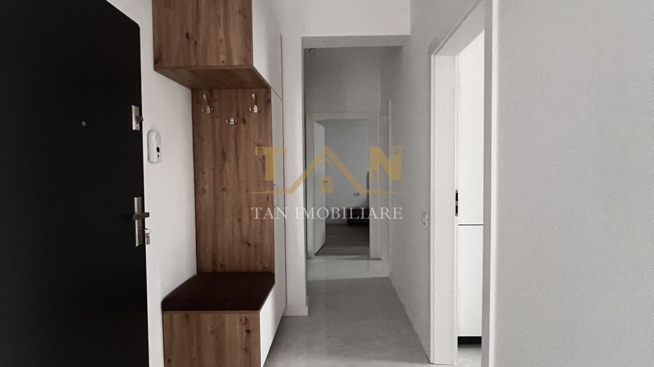 Apartament de vânzare 3 camere în spate la LIDL - Poză 2