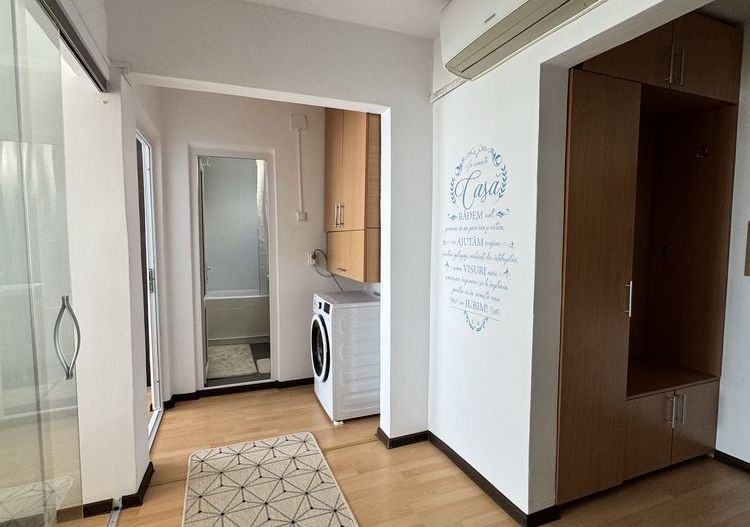 Apartament 2 camere, Bd Tomis zona Rustic, renovat, utilat - Ocazie - Poză 6