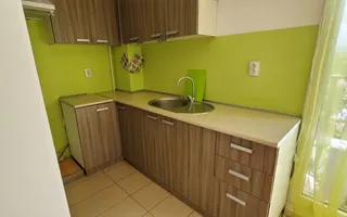 3 CAMERE IN COSMOPOLIS - Poză 11