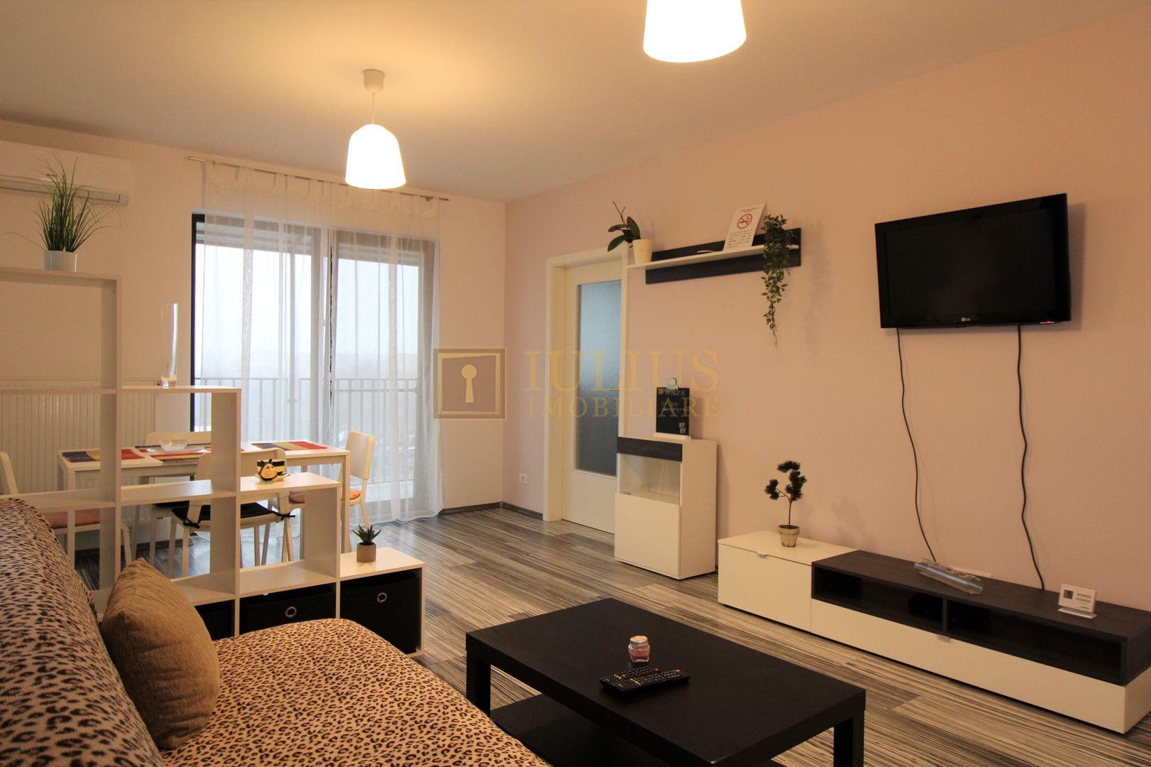 Continental - Buziasului, centrala proprie, parcare inclusa. - Poză 7