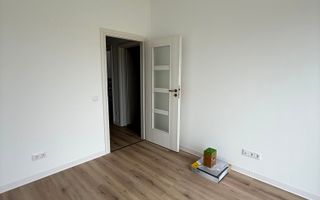 Apartament lux prima inchiriere 3 camere 76mp utili si boxa Selimbar - Poză 14