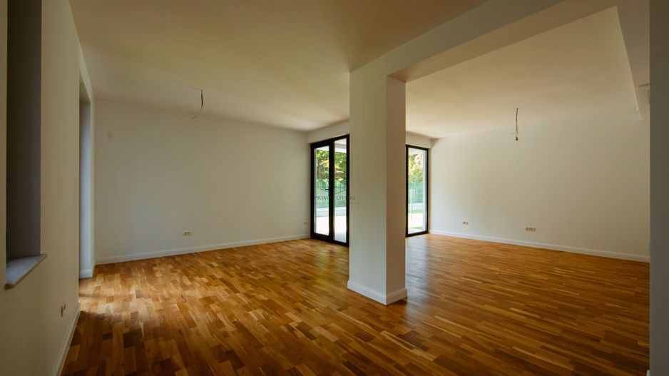 VILA SUPERBĂ CU 4 DORMITOAARE ȘI PISCINA LA INCHIRIERE - Poză 12