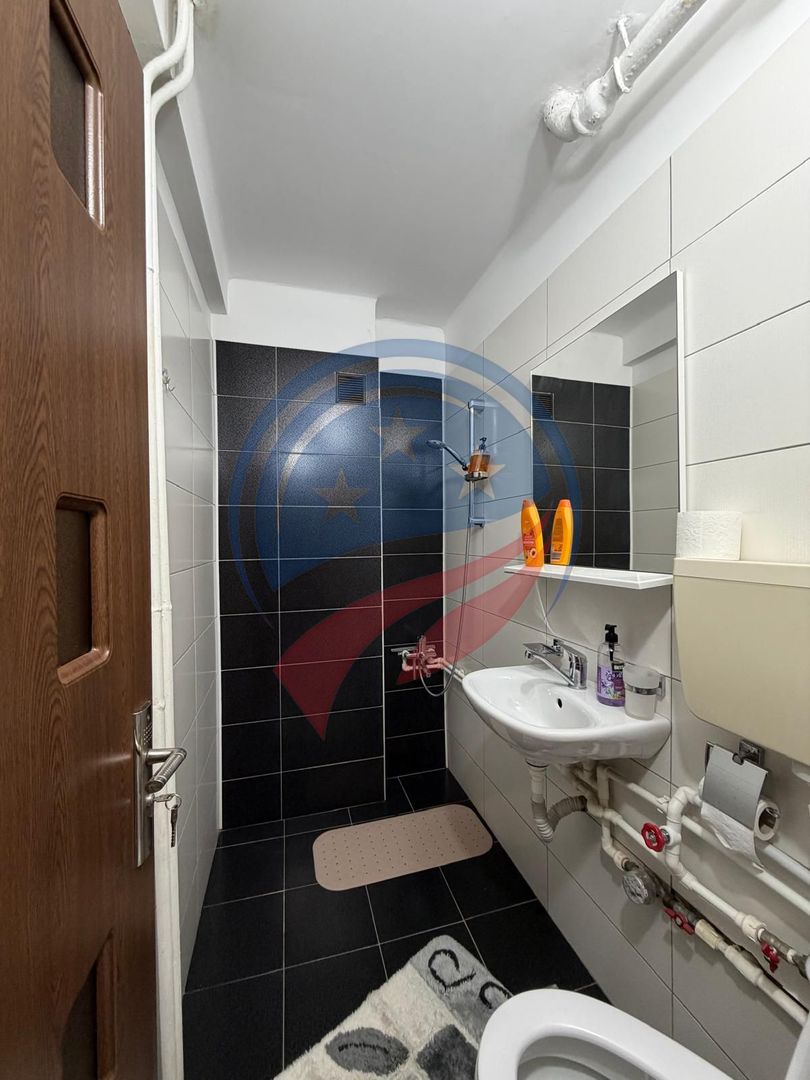 CHIRIE APARTAMENT 2 CAMERE LANGA PRIMARIE - Poză 5