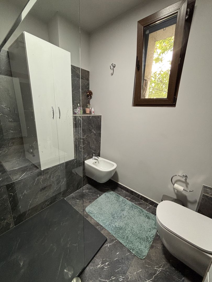Apartament privat la casa la 5 minute de Piața Victoriei - Poză 28
