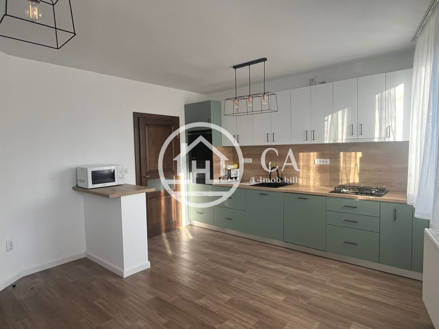 Casa de închiriat cu 4 camere in zona Iosia Nord, Oradea - Poză 1