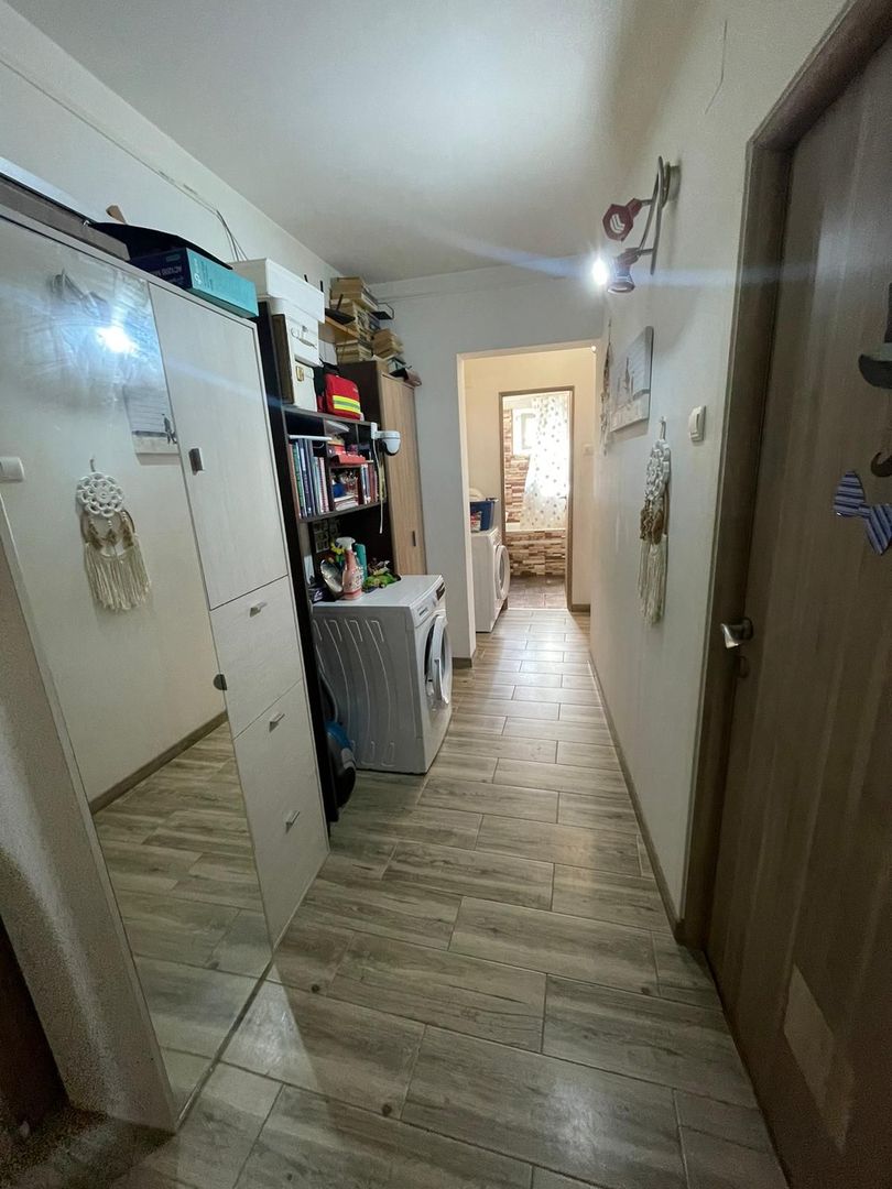 Apartament cu 3 camere de vanzare, zona Cetate - Poză 7