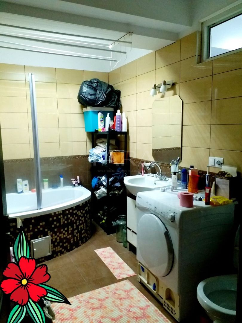 Apartament cu 3 camere de vânzare în zona Europa - Poză 8