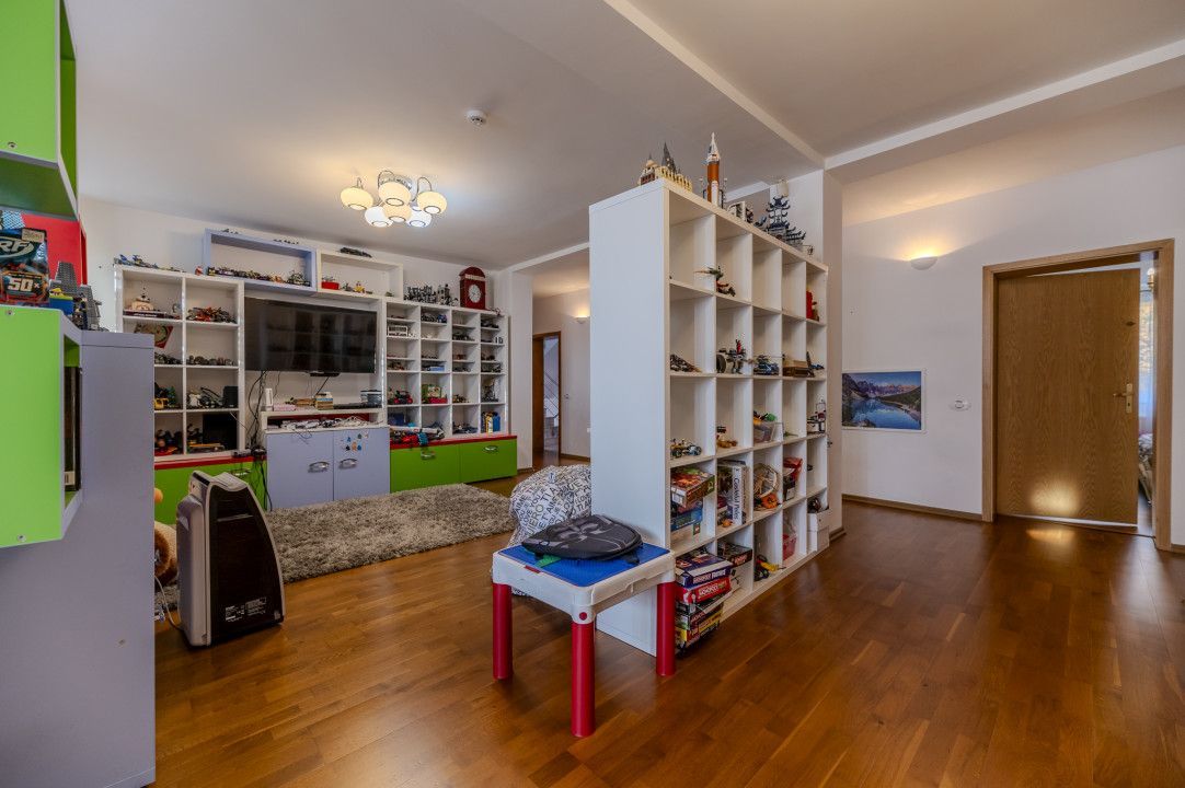 Casa individuala  - vedere spre padure - Parcul Sub Arini - Poză 6