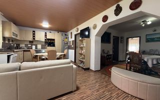 De vanzare Casa cu 4 camere si teren de 4.839mp/Utilata/Mobilata - Poză 6