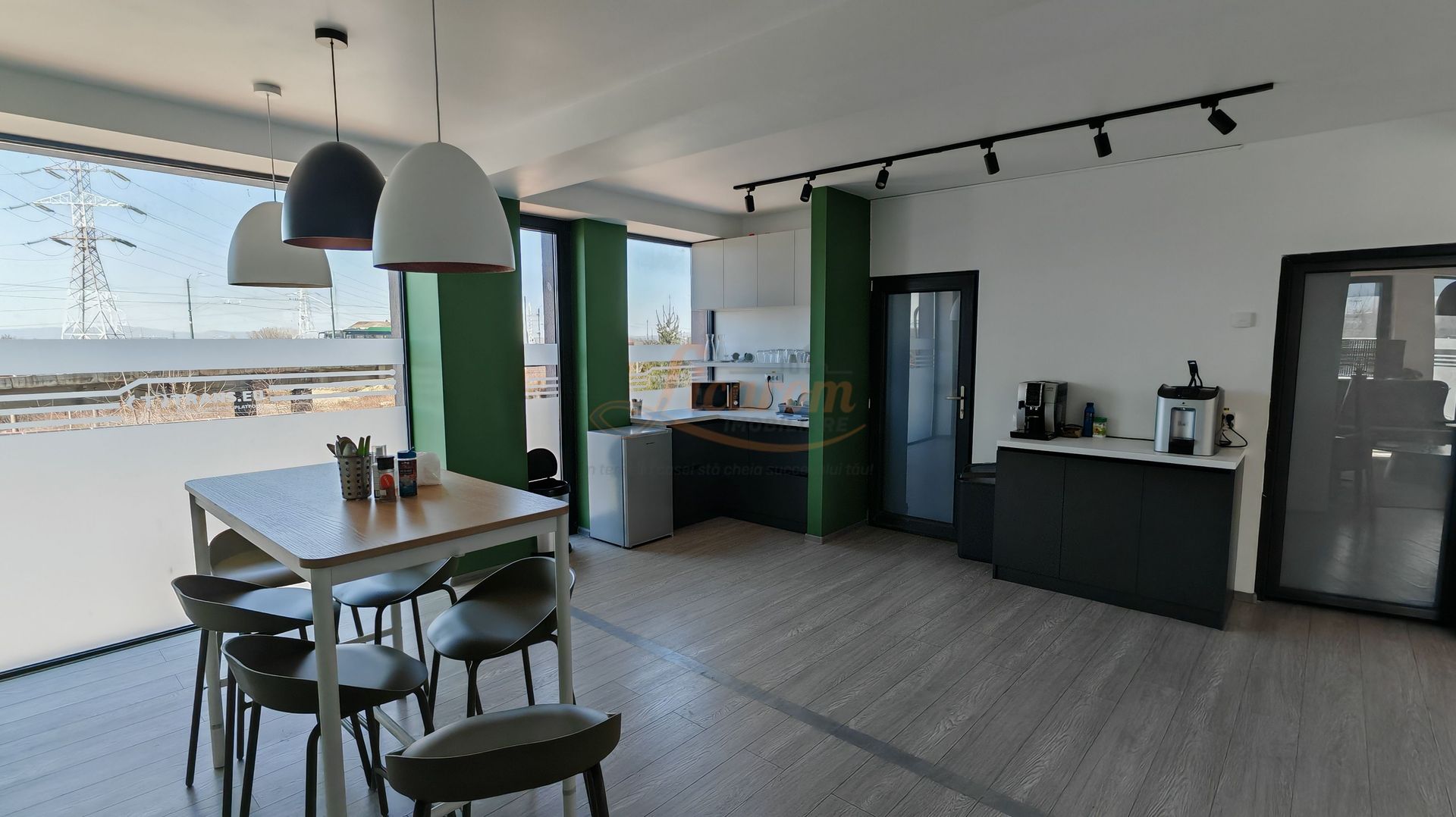 190 mp,Spatiu de Birouri/ Call Center/IT, Fitness,1980 euro/luna - Poză 2