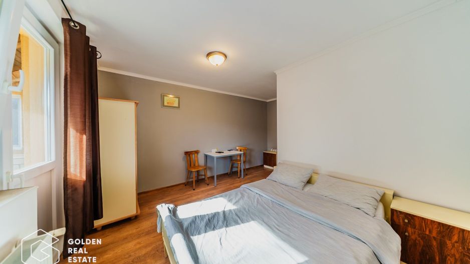 Proprietate pretabila pentru afacere, Cladova - Poză 4