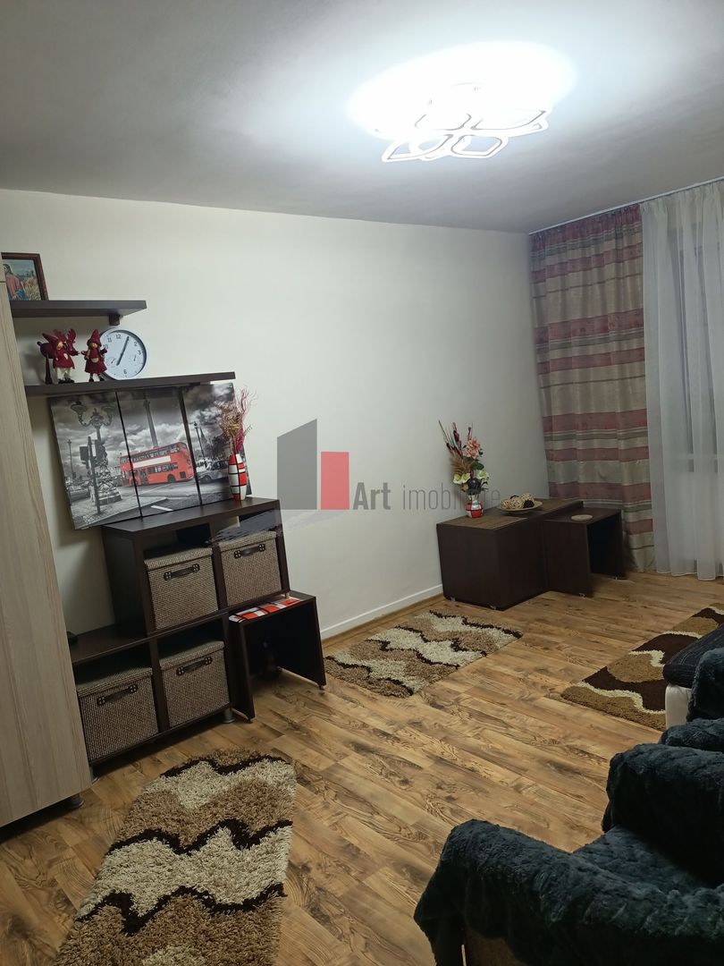 GARSONIERA - BARCA - Poză 6