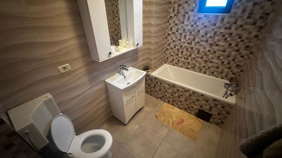 AP. 2 CAMERE - PARULUI, BLOC NOU, LOC PARCARE, BUCATARIE INCHISA - Poză 6