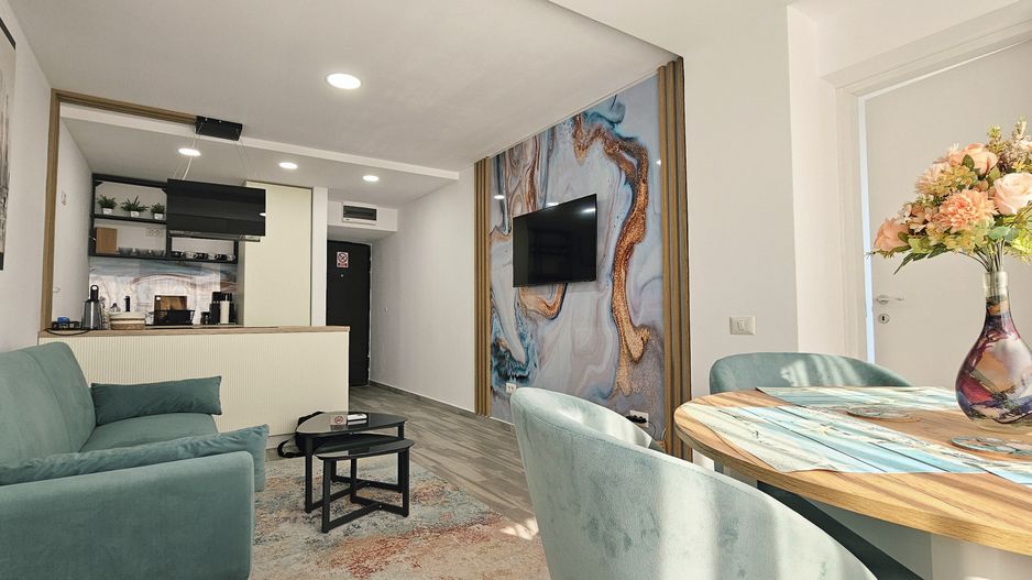 Sea View Olimp, Apartament 3 camere mobilat, vedere la mare - Poză 1