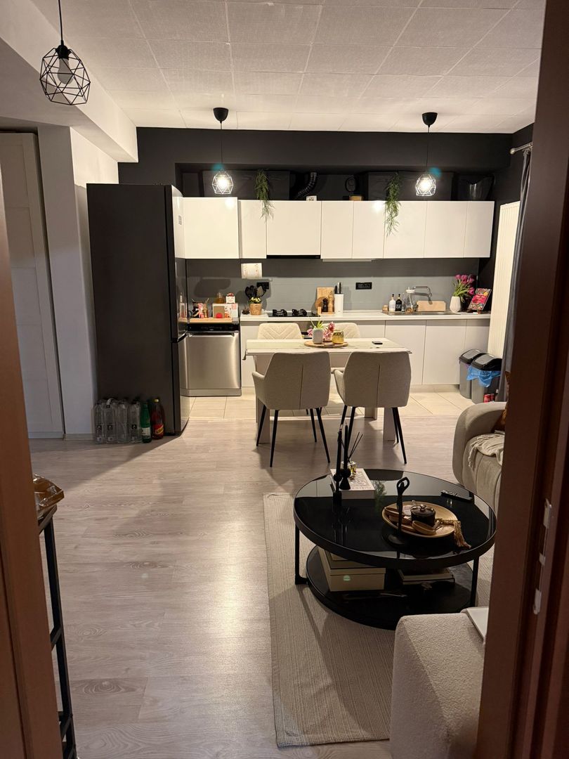 Apartament doua camere,doua locuri de parcare zona Aradului - Poză 2