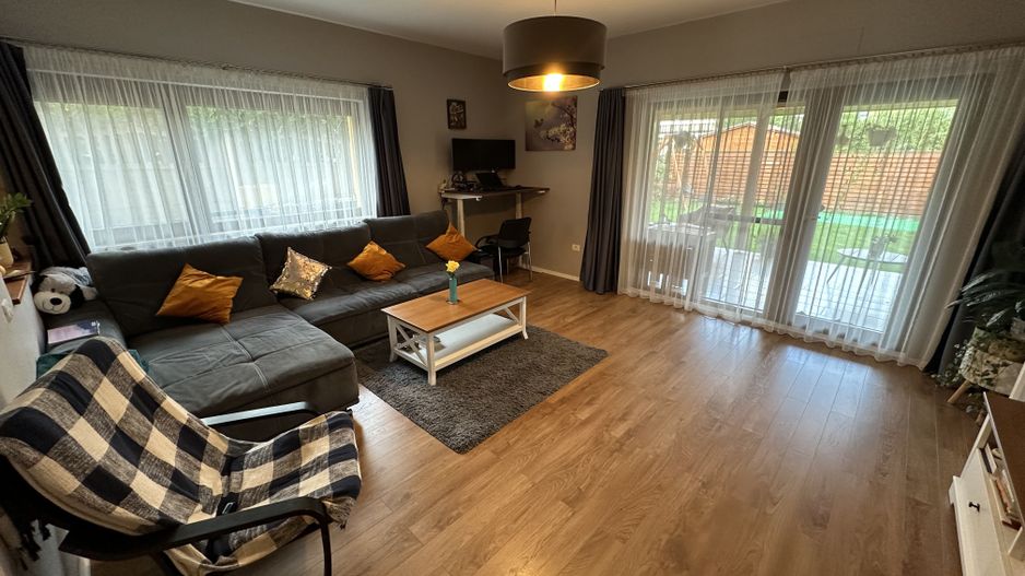 Duplex cu 5 camere de vanzare  în zona Aradului - Poză 17