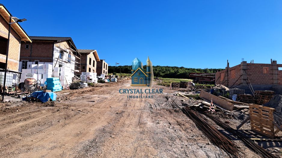 Case în sistem DUPLEX, 3 sau 4 camere + teren 350 mp -  zona Livezeni - Poză 10