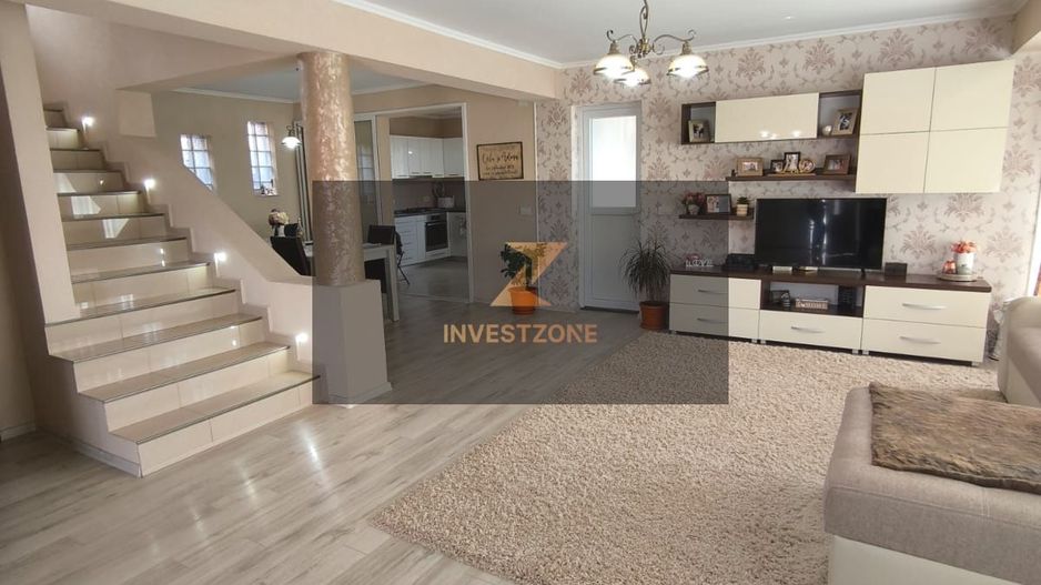 CASA DE VANZARE IN SANTANDREI -ORADEA, CARTIERUL TINERETULUI - Poză 8