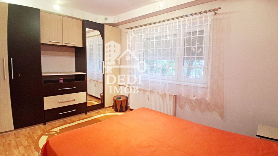 Apartament cu 3 camere de inchiriat zona Rogerius, Oradea - Poză 4