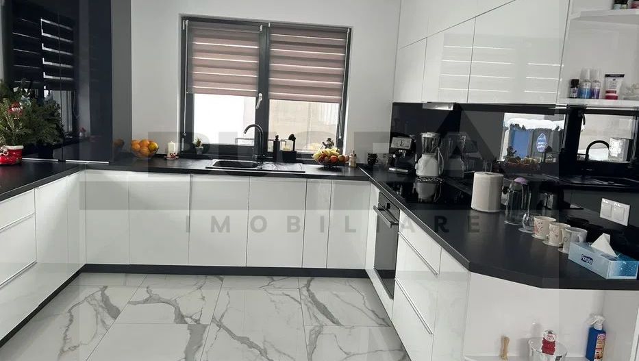 Casa individuala de inchiriat, Dezmir - Poză 1