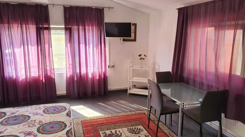 Se inchiriaza apartament, zona Banatul - Poză 2