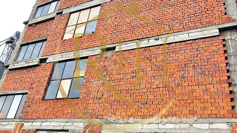 Cladiri si teren de închiriat zona industriala pentru orice tip de activitate. - Poză 16