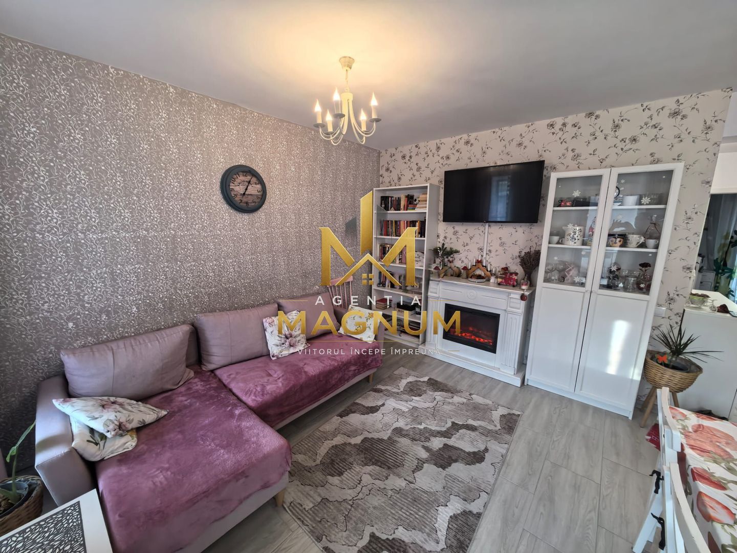 Apartament cu 3 camere, intrare privată + loc de parcare - Poză 2