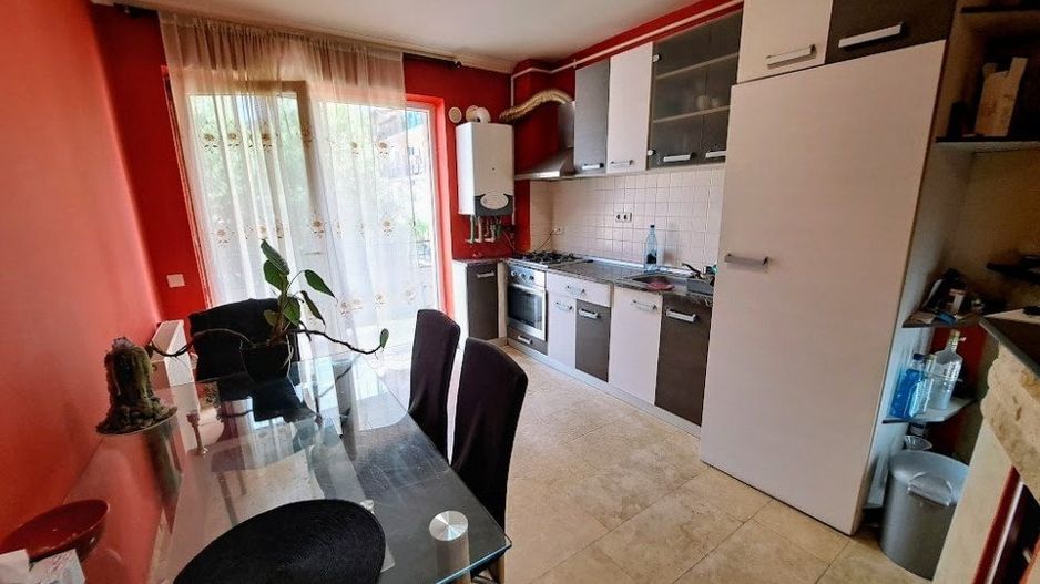 Apartament 2 camere spațios + parcare in Zona Florilor-Floresti - Poză 7