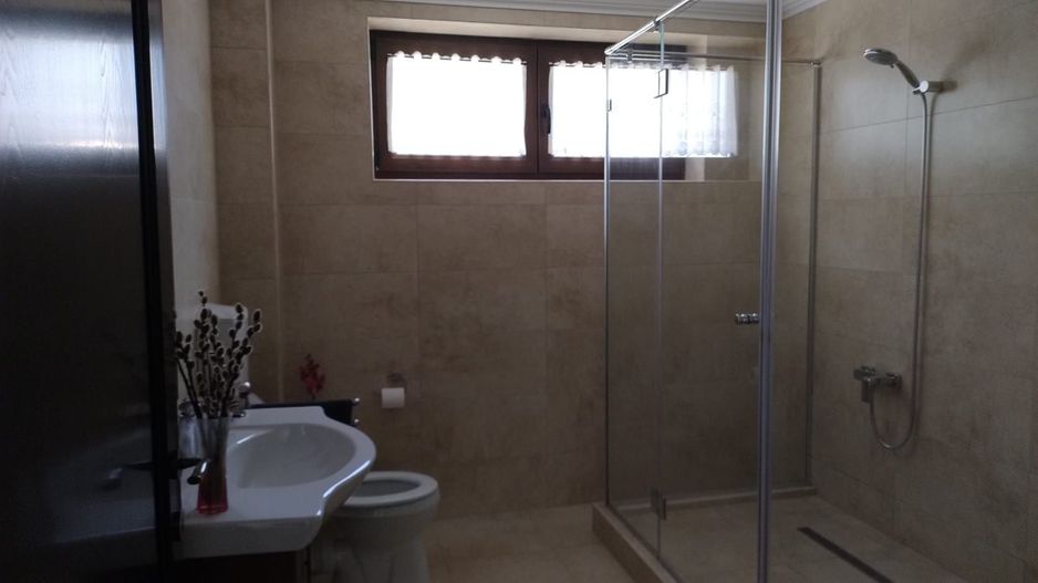 BRASADAS vinde vila 5 cam 190mp teren 10 ari str. Dara. - Poză 5