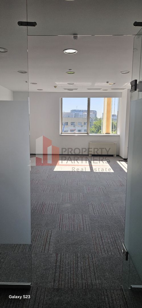 Spatiu de birou Baneasa 160 mp - Poză 19