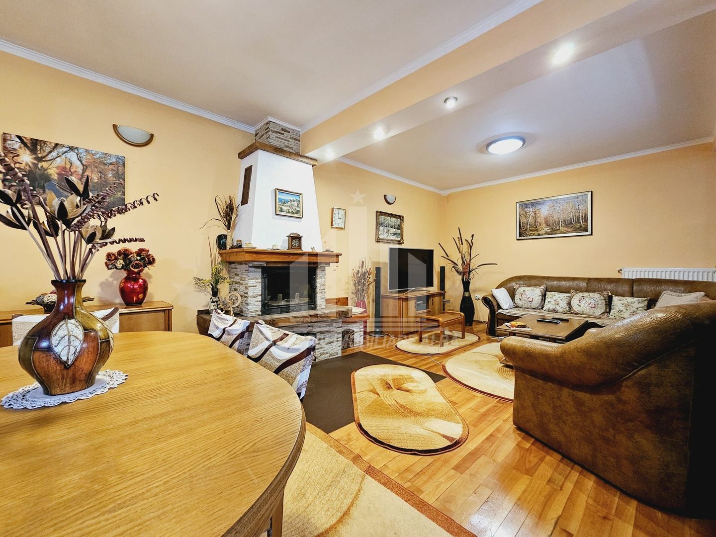 Casa in regim cuplat de vanzare, Lipoveni - Poză 2