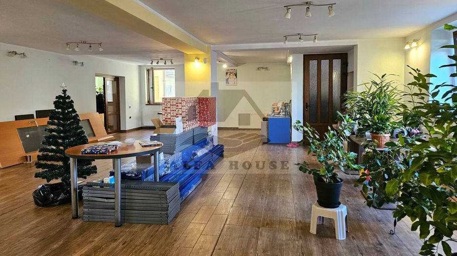 Casă plus Spațiu comercial 741 mp, Teren 906 mp Brasov - zona Blumana - Poză 11