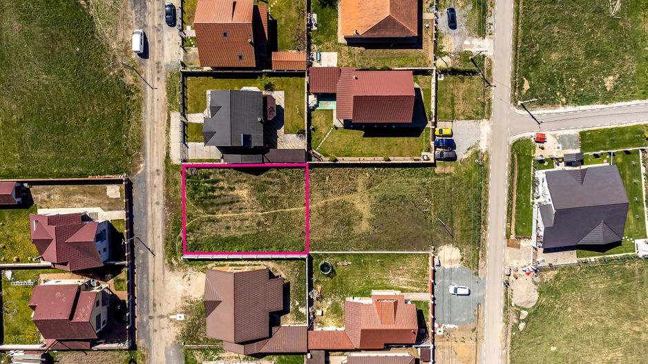 Teren cu utilități în Livada, suprafață 600 mp - Poză 2