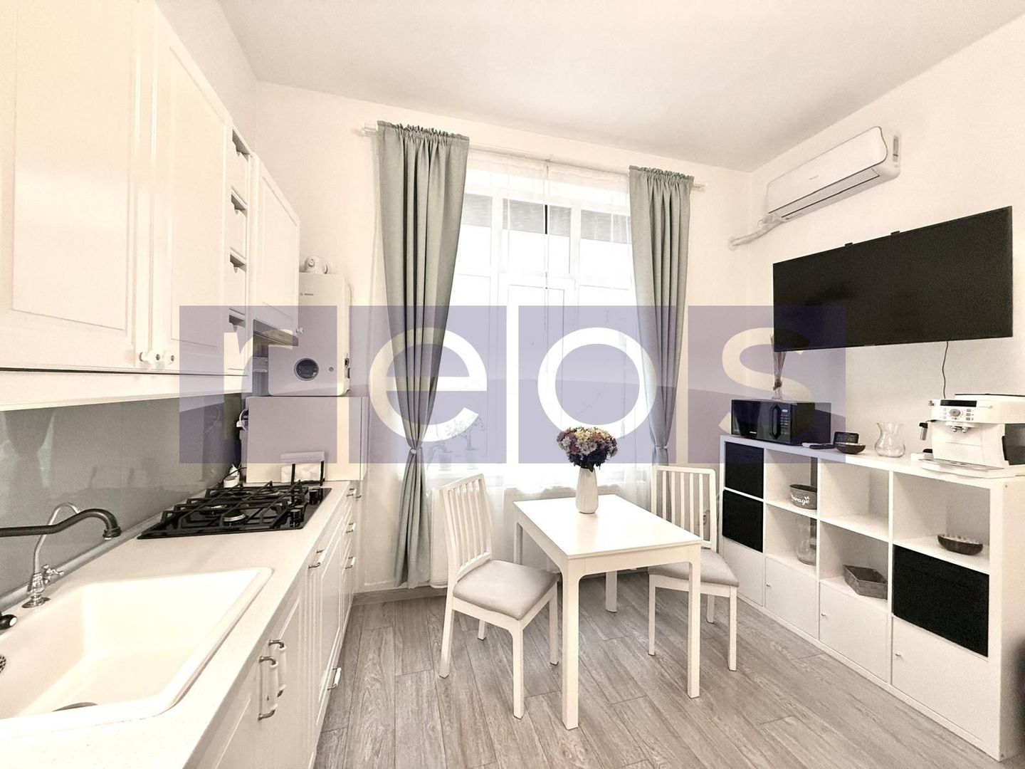 DE VANZARE 2 CAMERE IN VILA P+2 + BOXA + 2 BAI - CENTRALA - VICTORIEI - Poză 4