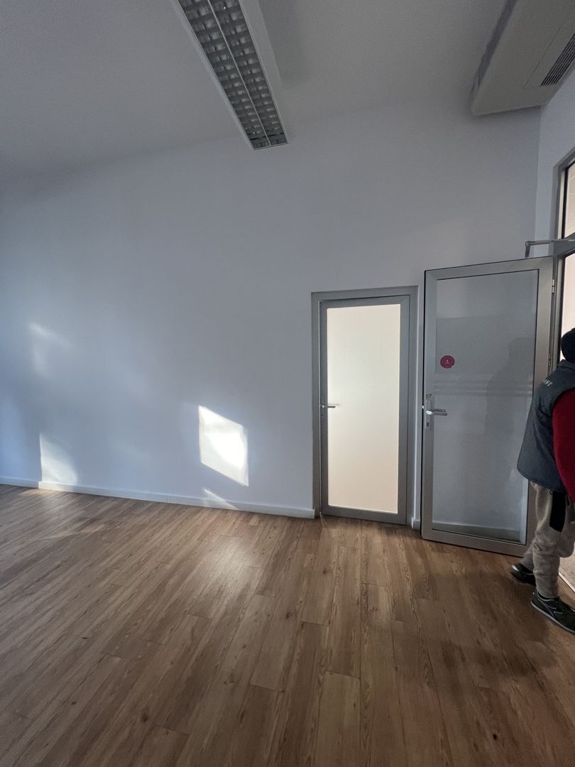 Birouri zona centrală - Poză 14