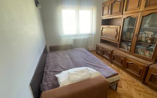 Apartament 3 camere de inchiriat | Etajul 4 | Zona Centrala - Poză 8