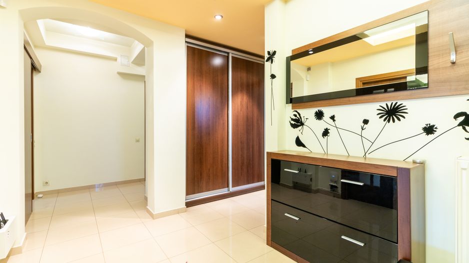 Vila premium de vanzare Balotesti/ piscina/ ponton/ deschidere la lac - Poză 45