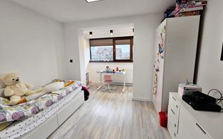 Casă tip înșiruit, 4 camere, Cetate, mobilată, utilată, 232 mp teren - Poză 13