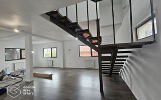 Vila cu 5 camere, 4 bai, Otopeni-centru, COMISION 0, renovata complet - Poză 4