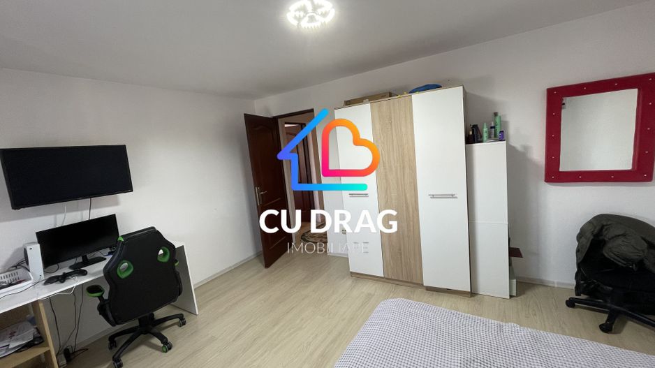 CASĂ SPAȚIOASĂ DE VÂNZARE ȘELIMBĂR - Poză 2